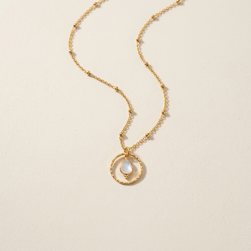 Mondstein Kette Gold mit Ring-Anhänger „Halo“